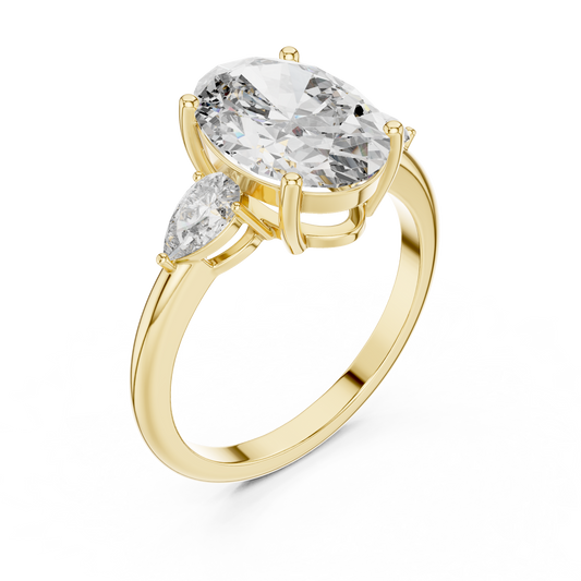 Oval Cut Diamond Statement Ring – Premium Gold Jewelry.