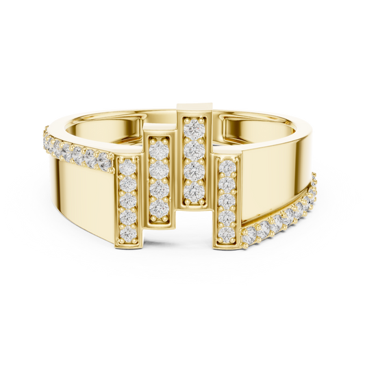 Classic Diamond Gold Ring – Elegant Luxury Band