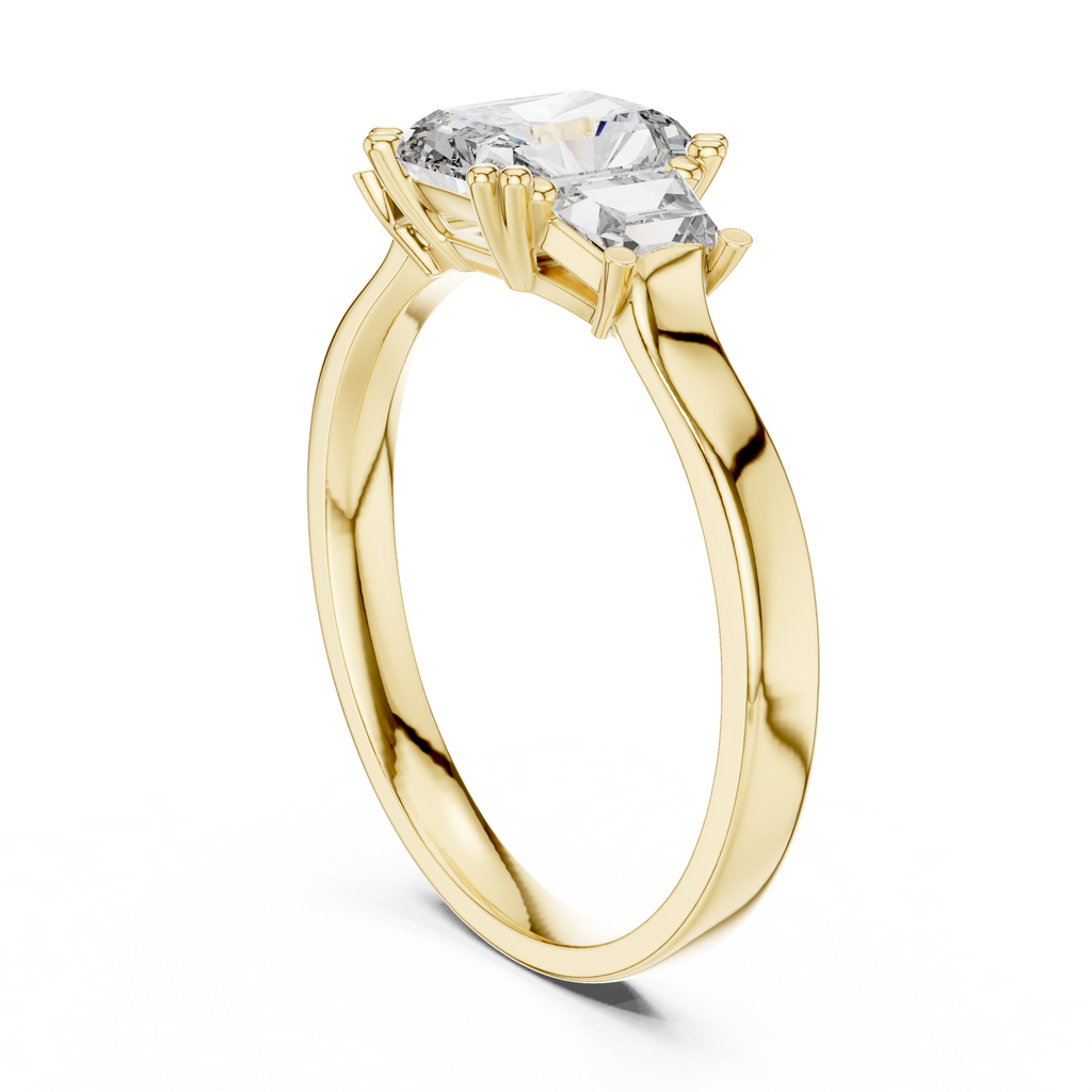 Elegant Gold Emerald Diamond Ring