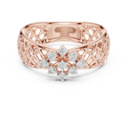Elegant Filigree Diamond Statement Ring in Gold