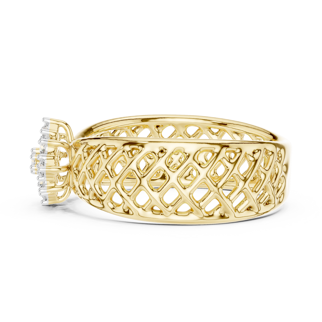Elegant Filigree Diamond Statement Ring in Gold
