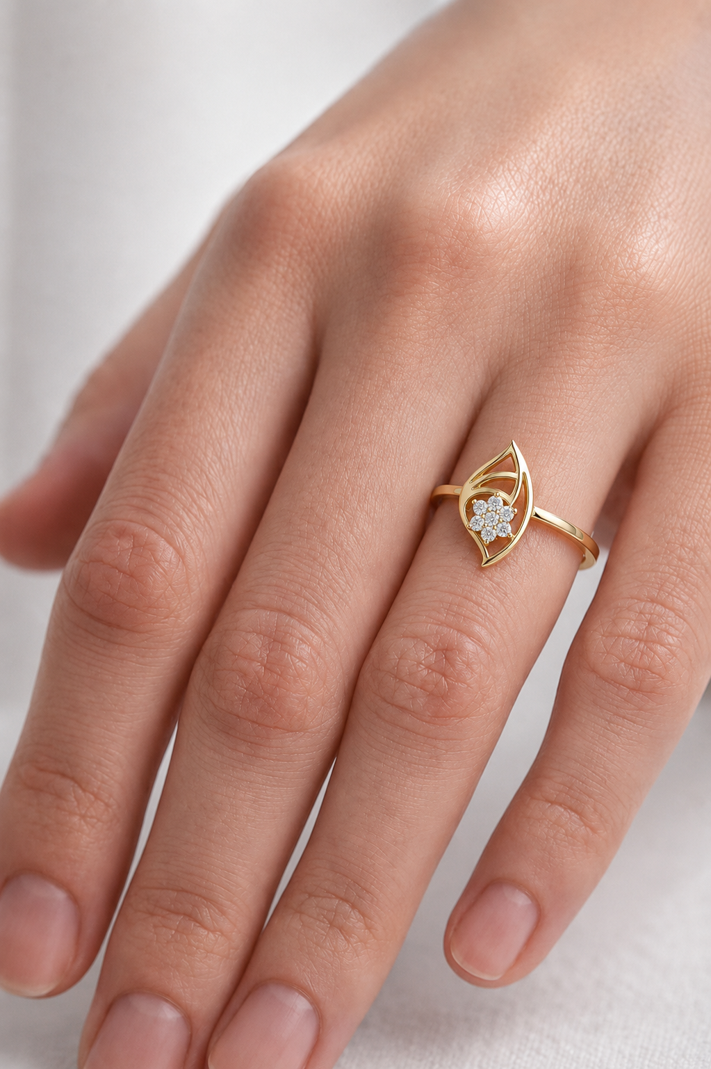 Nature Inspired Leaf Ring | Diamond Flower Cluster Design | Elegant Minimalist Jewelry Gift