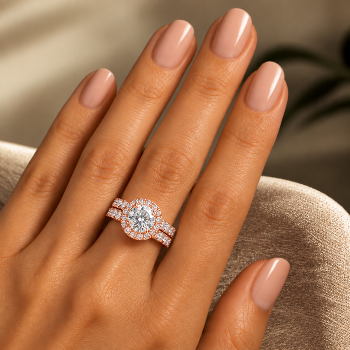 Beatrix Round Halo Lab Grown Diamond
