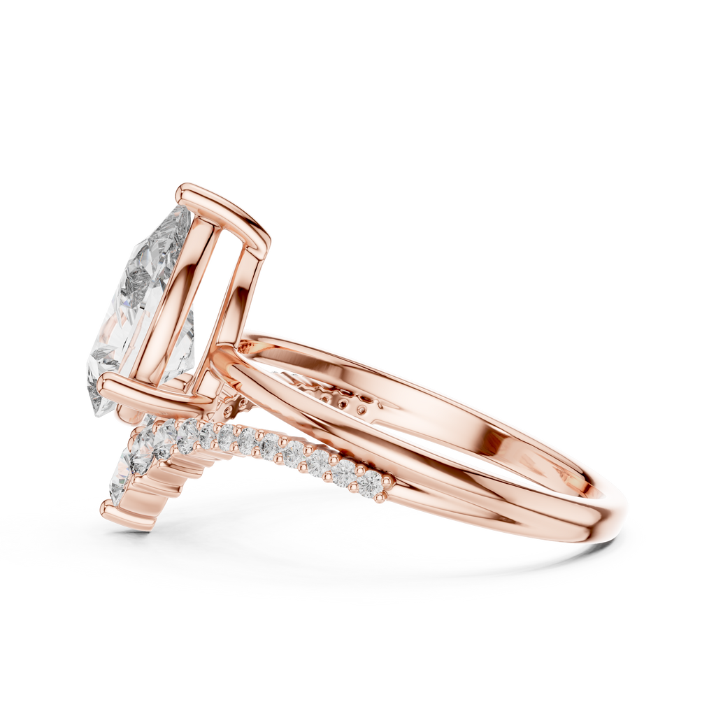 Brilliant Pear Diamond Ring with a Graduated Diamond