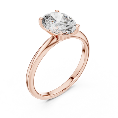 Brillanter, länglicher Diamant in einer minimalistischen schwebenden Kathedralenfassung