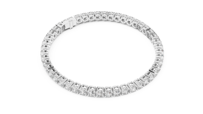 The Ultimate Sparkle: IGI Certified Round-Cut Halo Ring