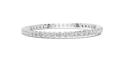 The Ultimate Sparkle: IGI Certified Round-Cut Halo Ring