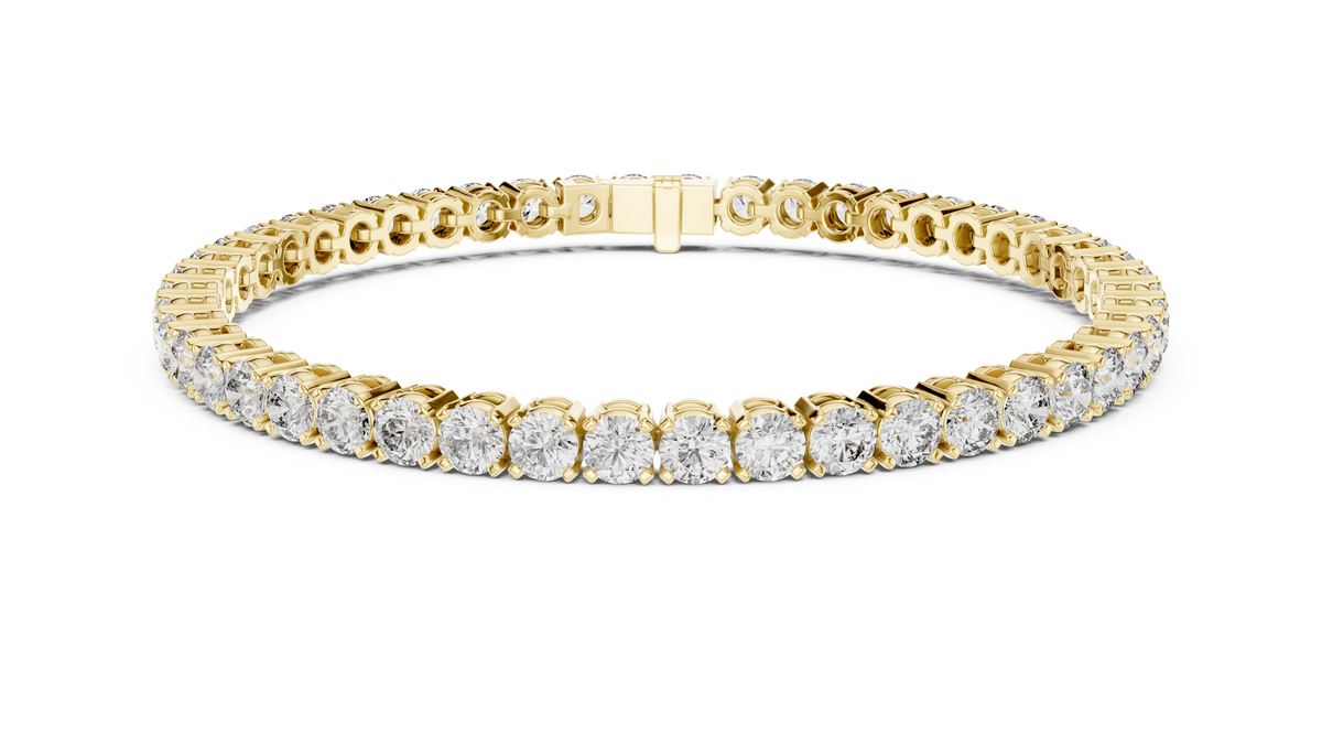 The Ultimate Sparkle: IGI Certified Round-Cut Halo Ring