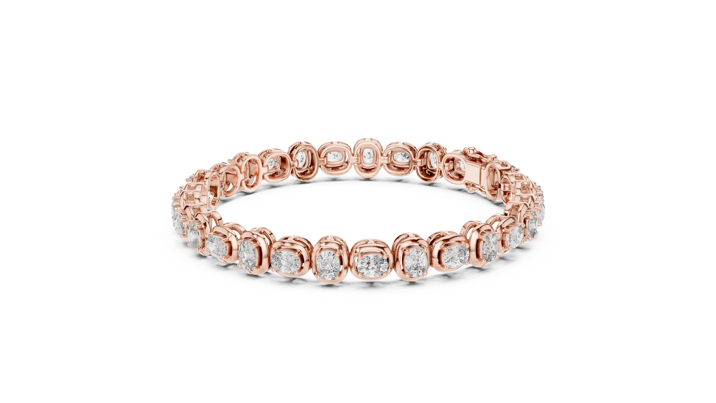 Luxe Cushion-Cut Diamond Tennis Bracelet