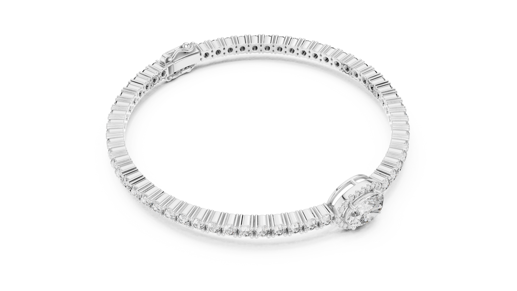 Center Glow Diamond Bracelet – Elegant Halo Style