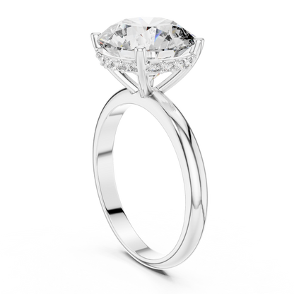 Large Round Cut Diamond Engagement Ring for Women