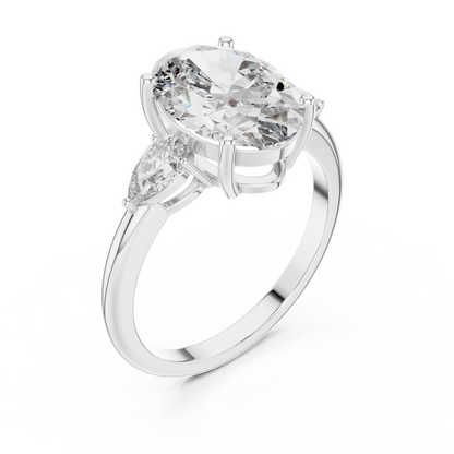 Oval Cut Diamond Statement Ring – Premium Gold Jewelry.