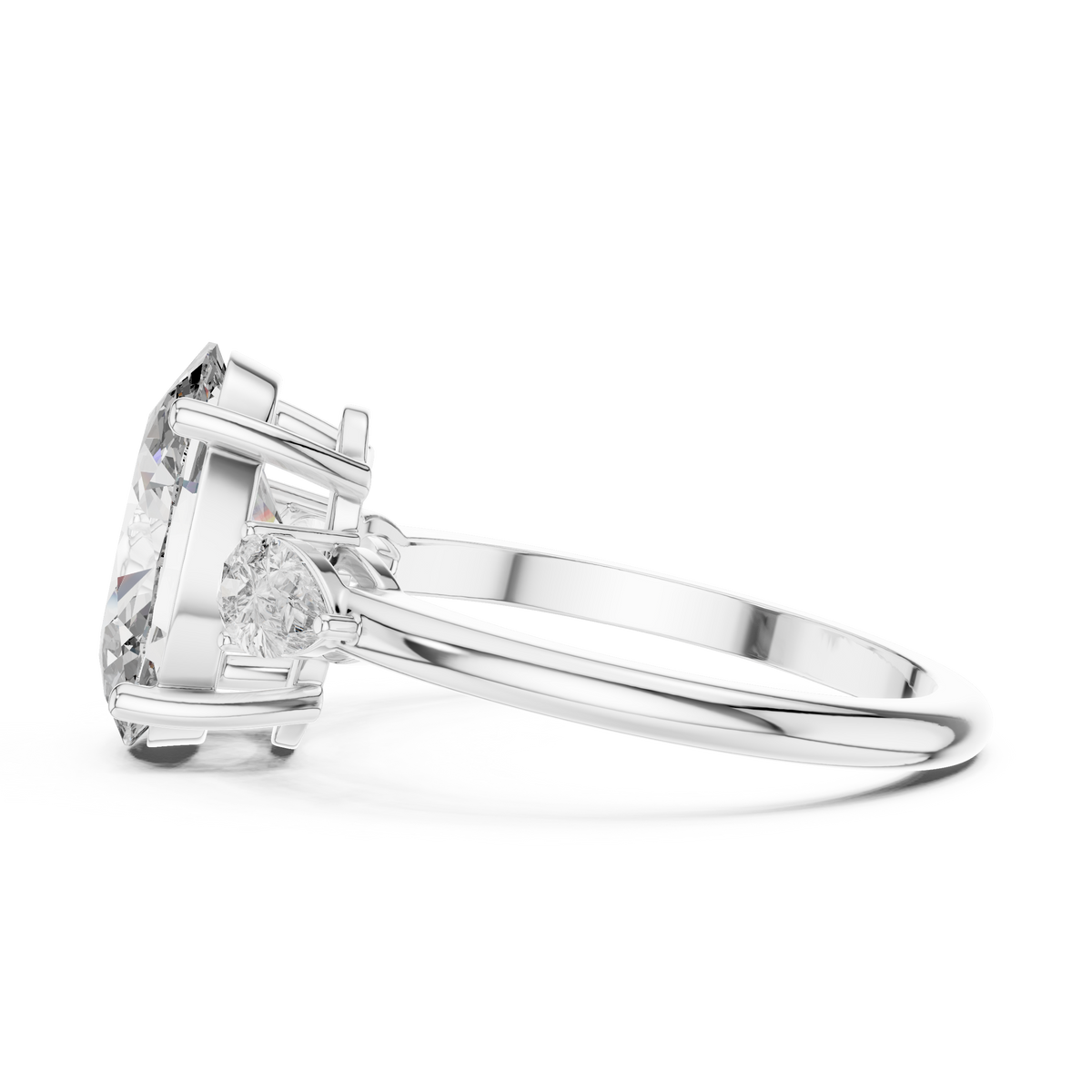 Oval Cut Diamond Statement Ring – Premium Gold Jewelry.