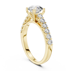 Classic Solitaire Diamond Ring – Timeless Gold Engagement Band.