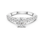 Classic Solitaire Diamond Ring – Timeless Gold Engagement Band.