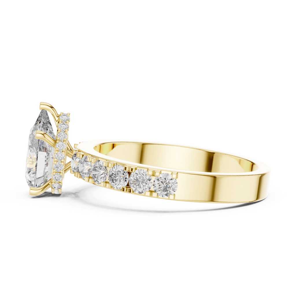 Signature Pear Cut Diamond Ring – Luxury Gold Solitaire.