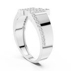 Classic Diamond Gold Ring – Elegant Luxury Band