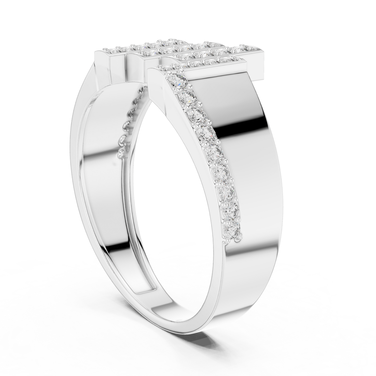 Classic Diamond Gold Ring – Elegant Luxury Band