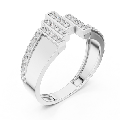 Classic Diamond Gold Ring – Elegant Luxury Band