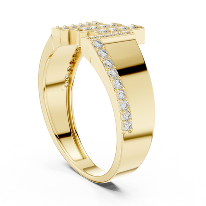 Classic Diamond Gold Ring – Elegant Luxury Band