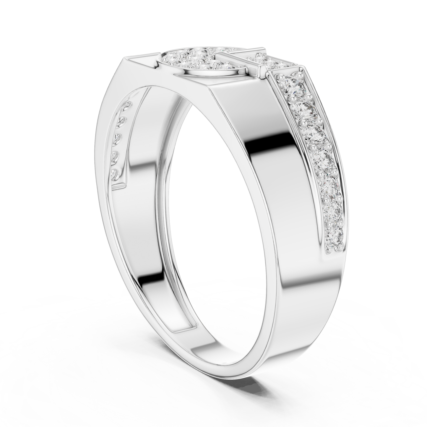 A Bold Statement Ring with Circular Cluster Links