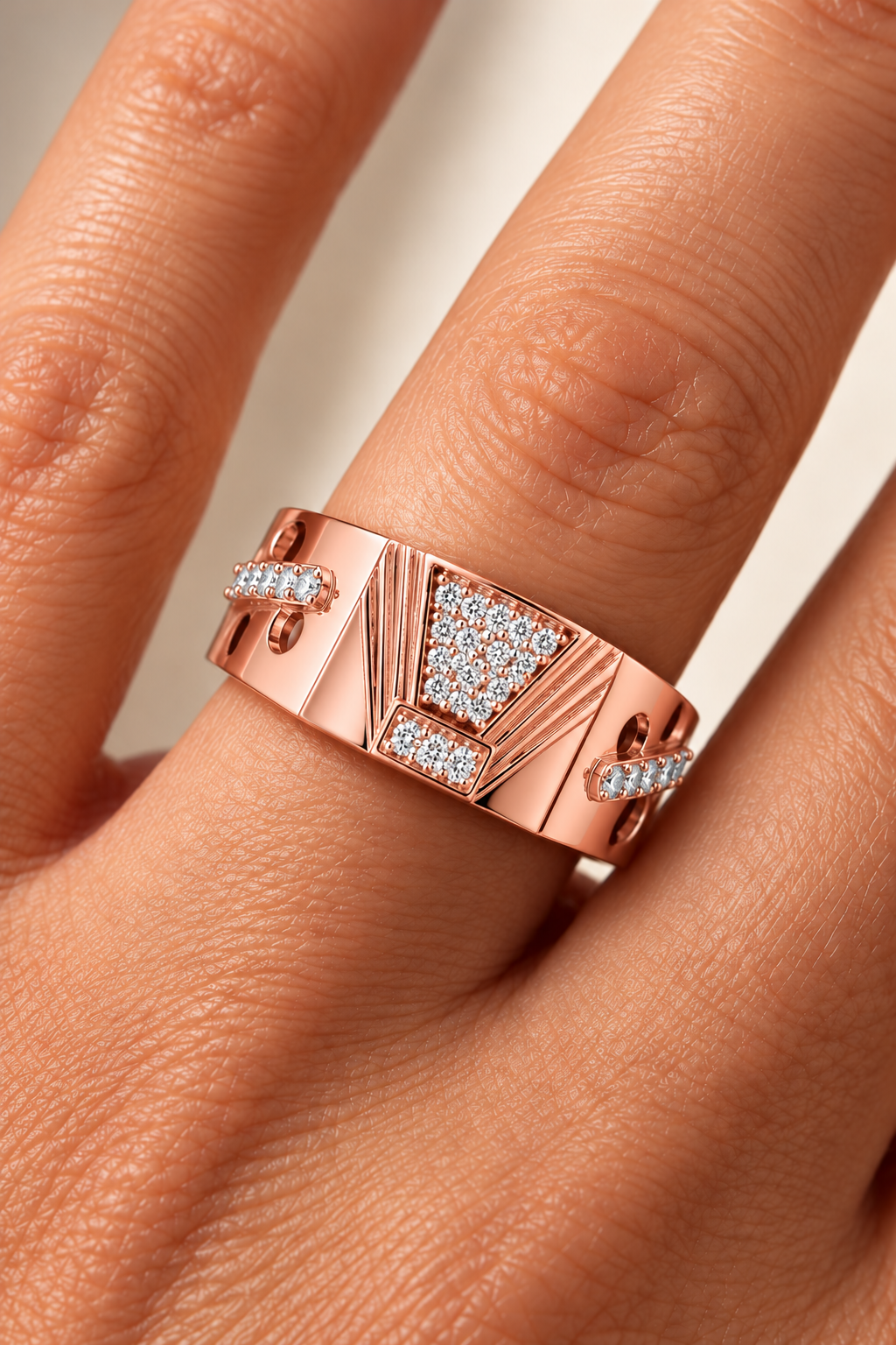 Viremont Geometric Pavé Lab Grown Diamond Band Ring