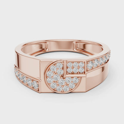 A Bold Statement Ring with Circular Cluster Links